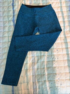 Beyond Yoga Buttery Soft Teal Heather Crop Leggings